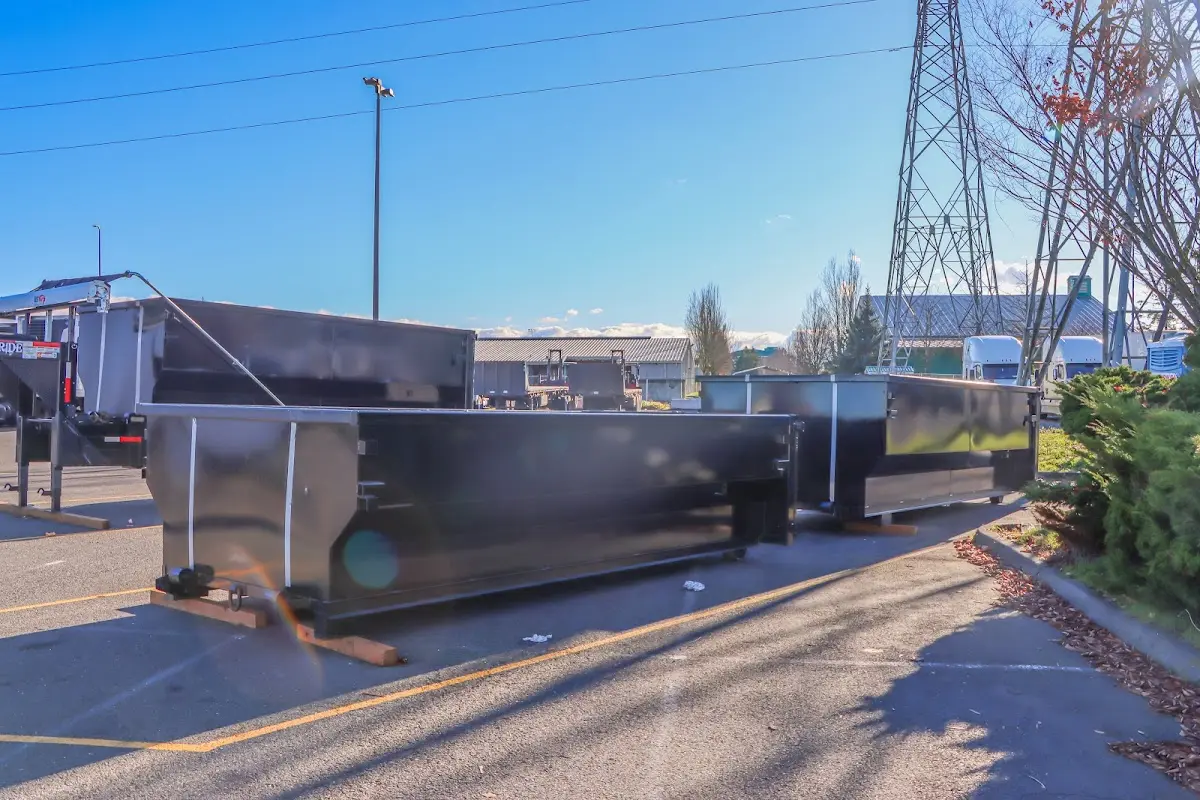 Professional dumpster rental and junk removal service in Kirkland